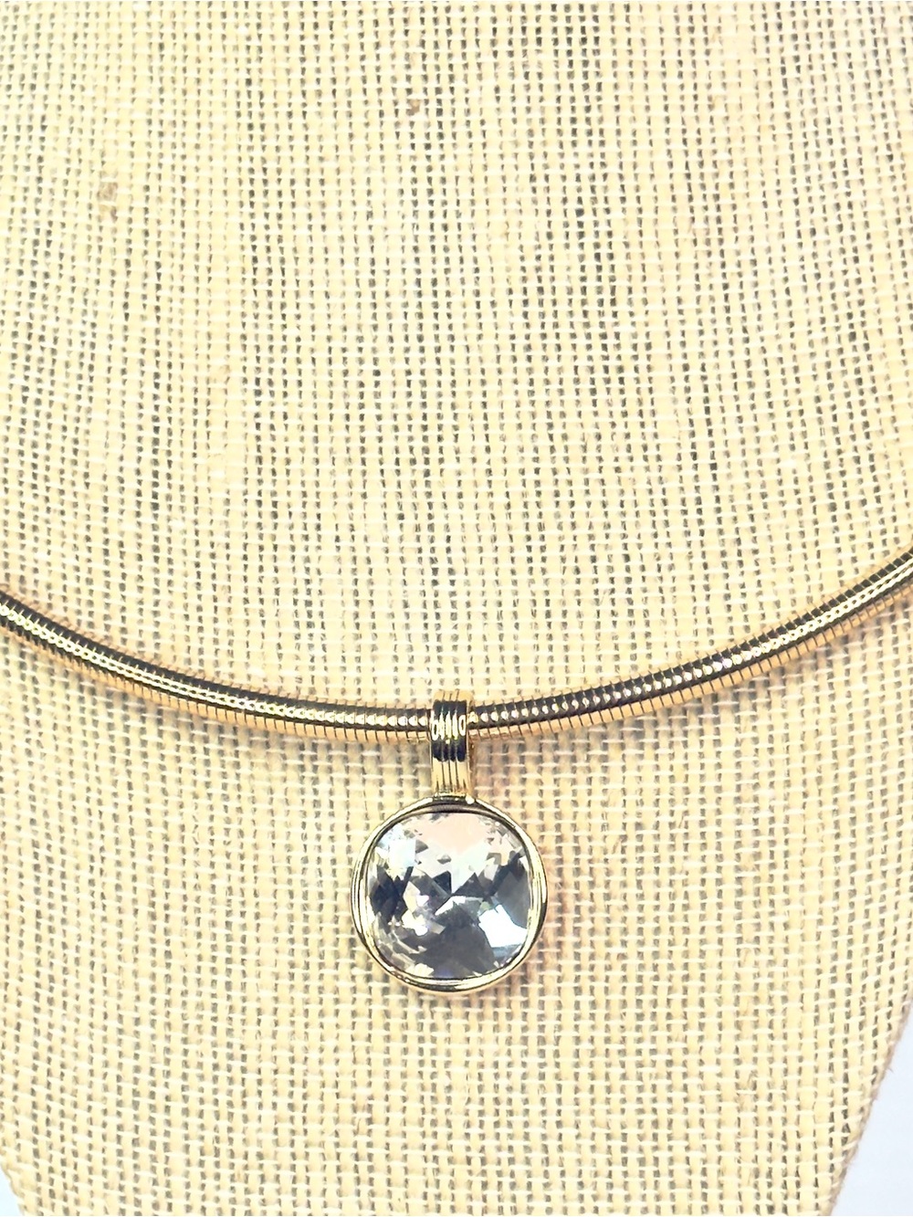 NWT Anthropologie Gold Tone Snake Chain Necklace w Round Crystal Pendant - Picture 3 of 9